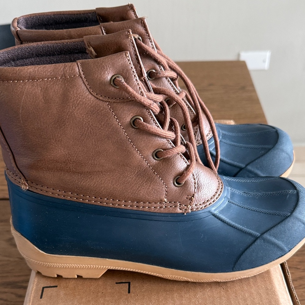 Sperry Brown and Blue Duck Boots